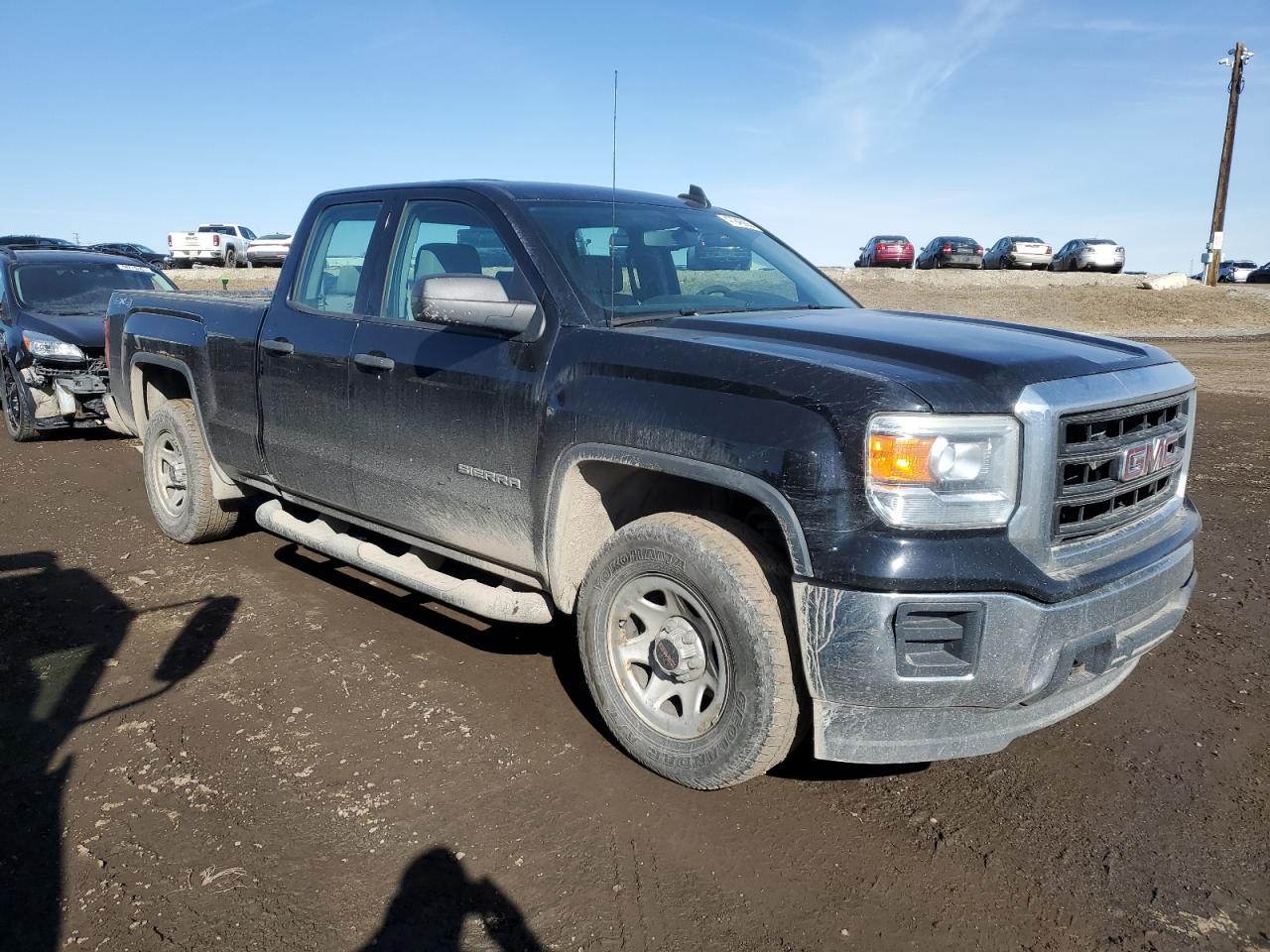 2015 GMC Sierra - Image 4