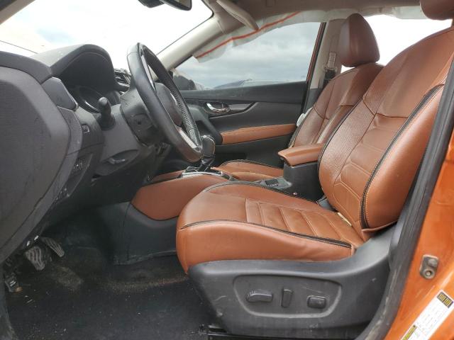  NISSAN ROGUE 2017 Оранжевый
