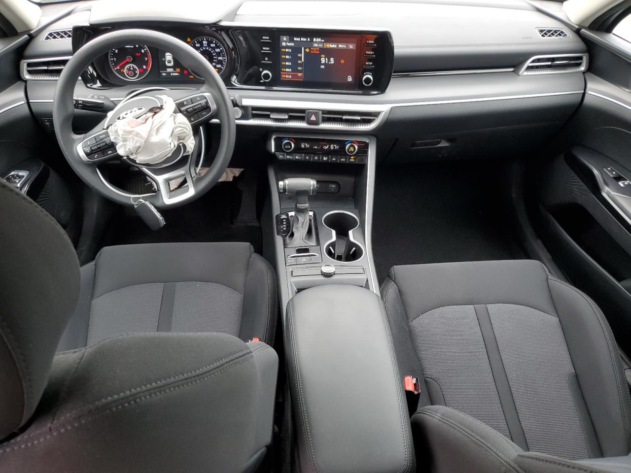 2021 Kia K5 - Image 8