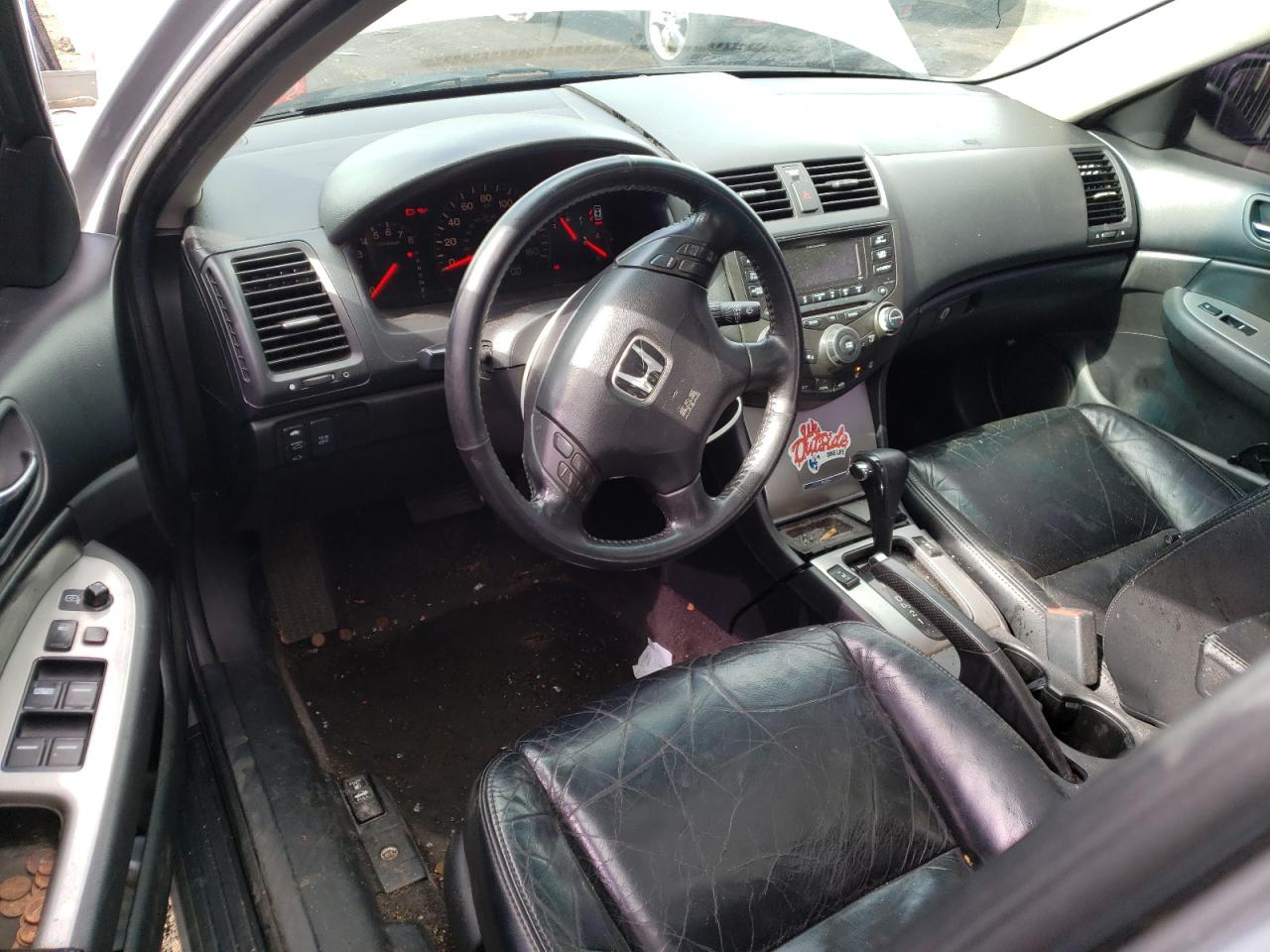 2004 Honda Accord - Image 8