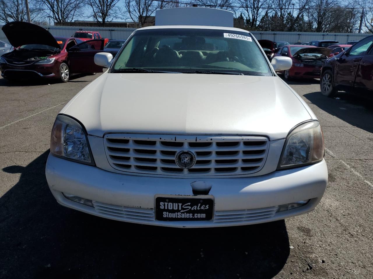 2000 Cadillac De Ville - Image 5