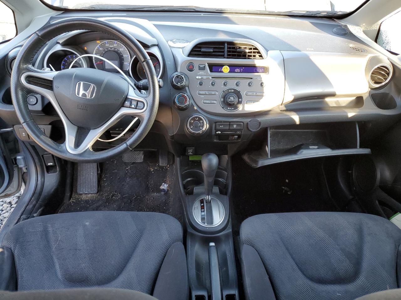 2011 Honda Fit - Image 8