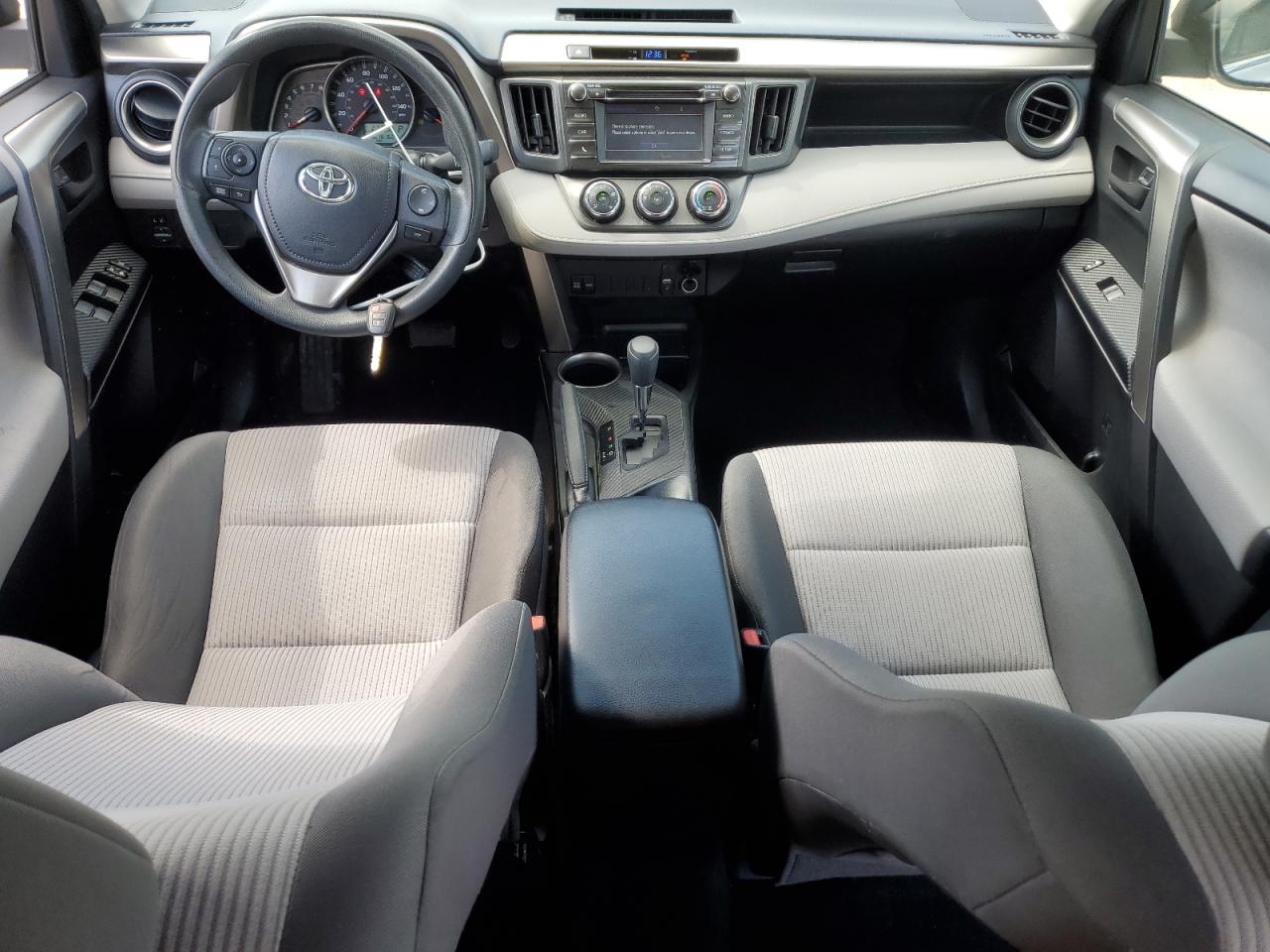 2015 Toyota RAV 4 - Image 8