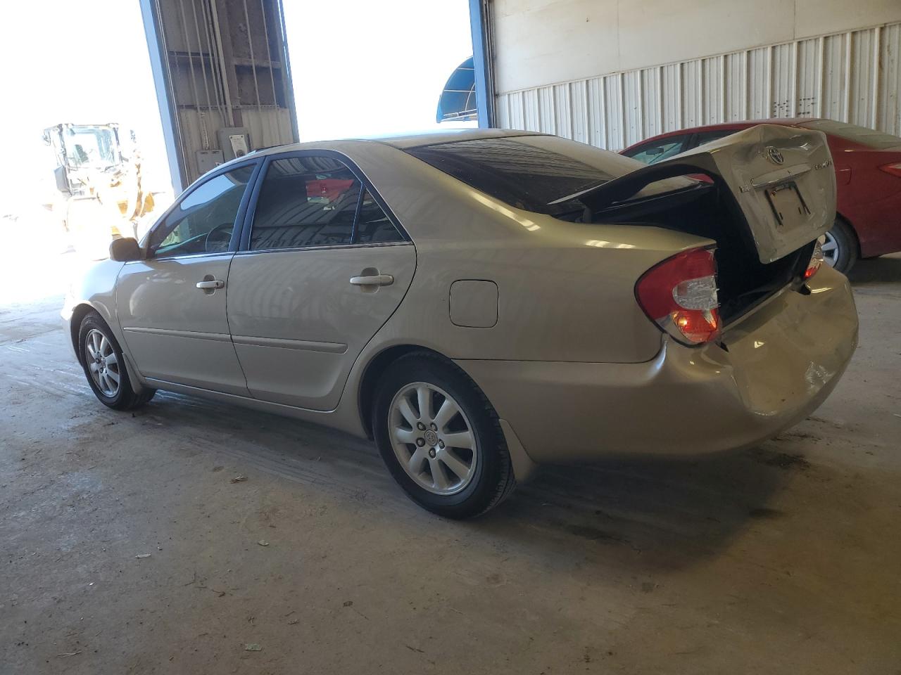 2004 Toyota Camry - Image 2