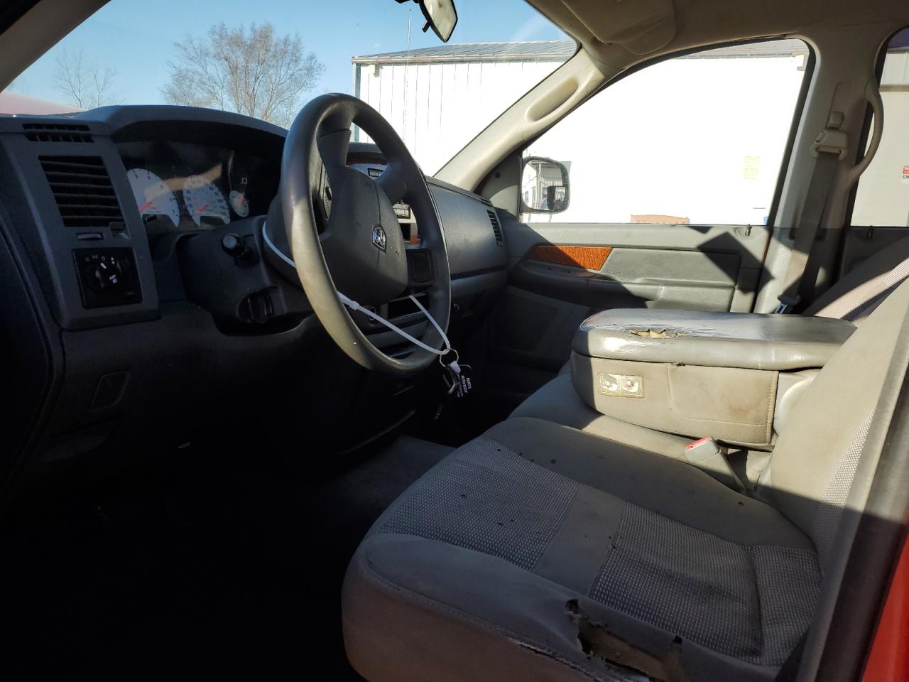 2006 Dodge RAM - Image 7