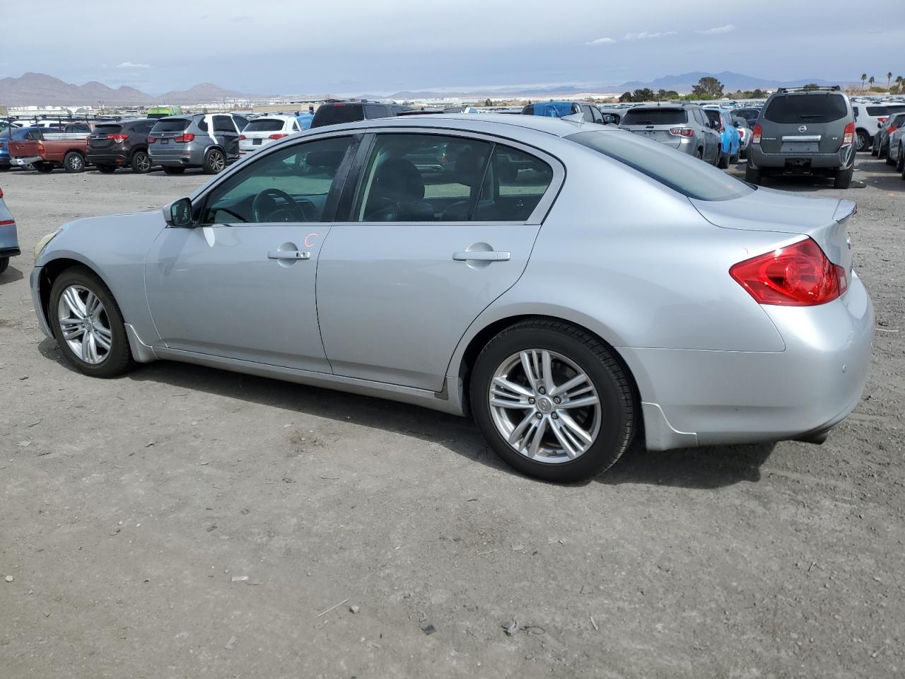 2013 Infiniti G - Image 2
