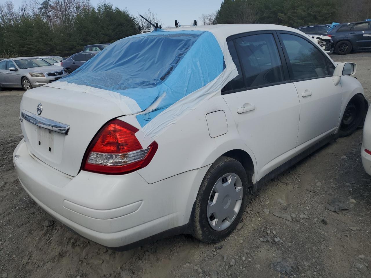 2009 Nissan Versa - Image 3