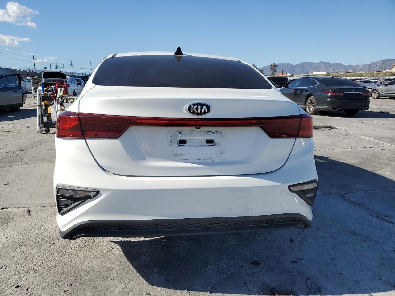 2019 Kia Forte - Image 6