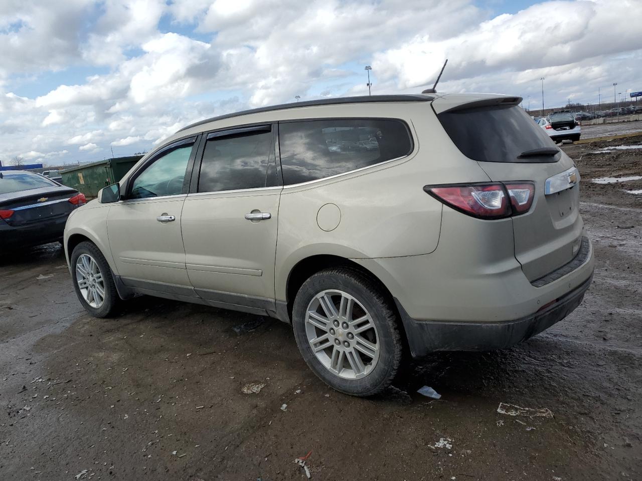 2015 Chevrolet Traverse - Image 2