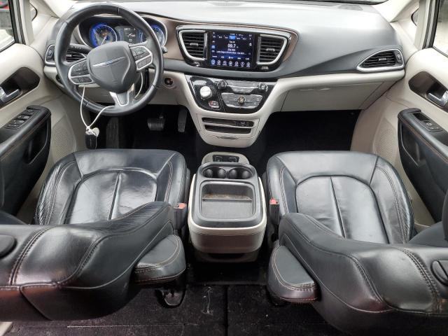 Minivans CHRYSLER PACIFICA 2017 Silver