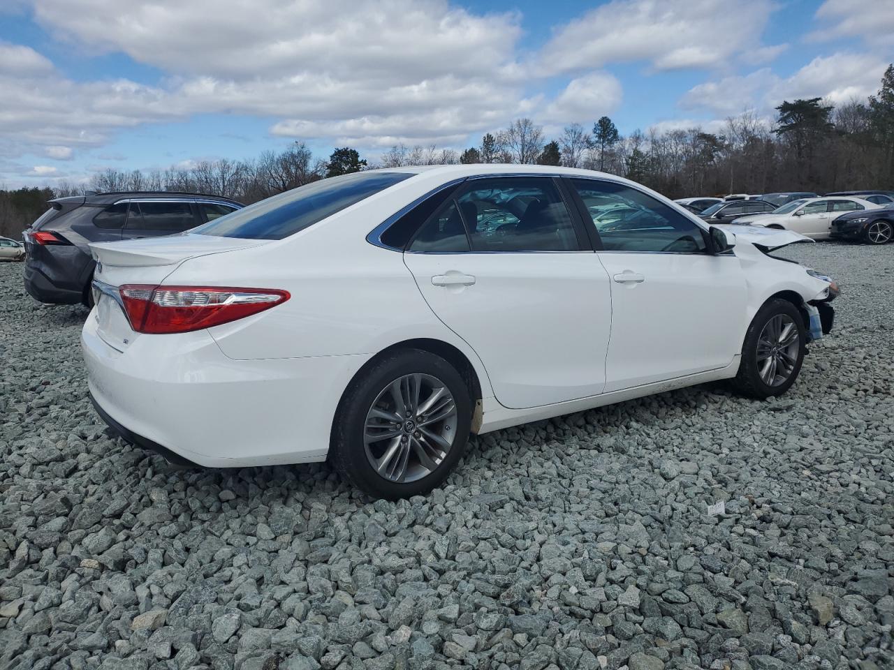 2016 Toyota Camry - Image 3