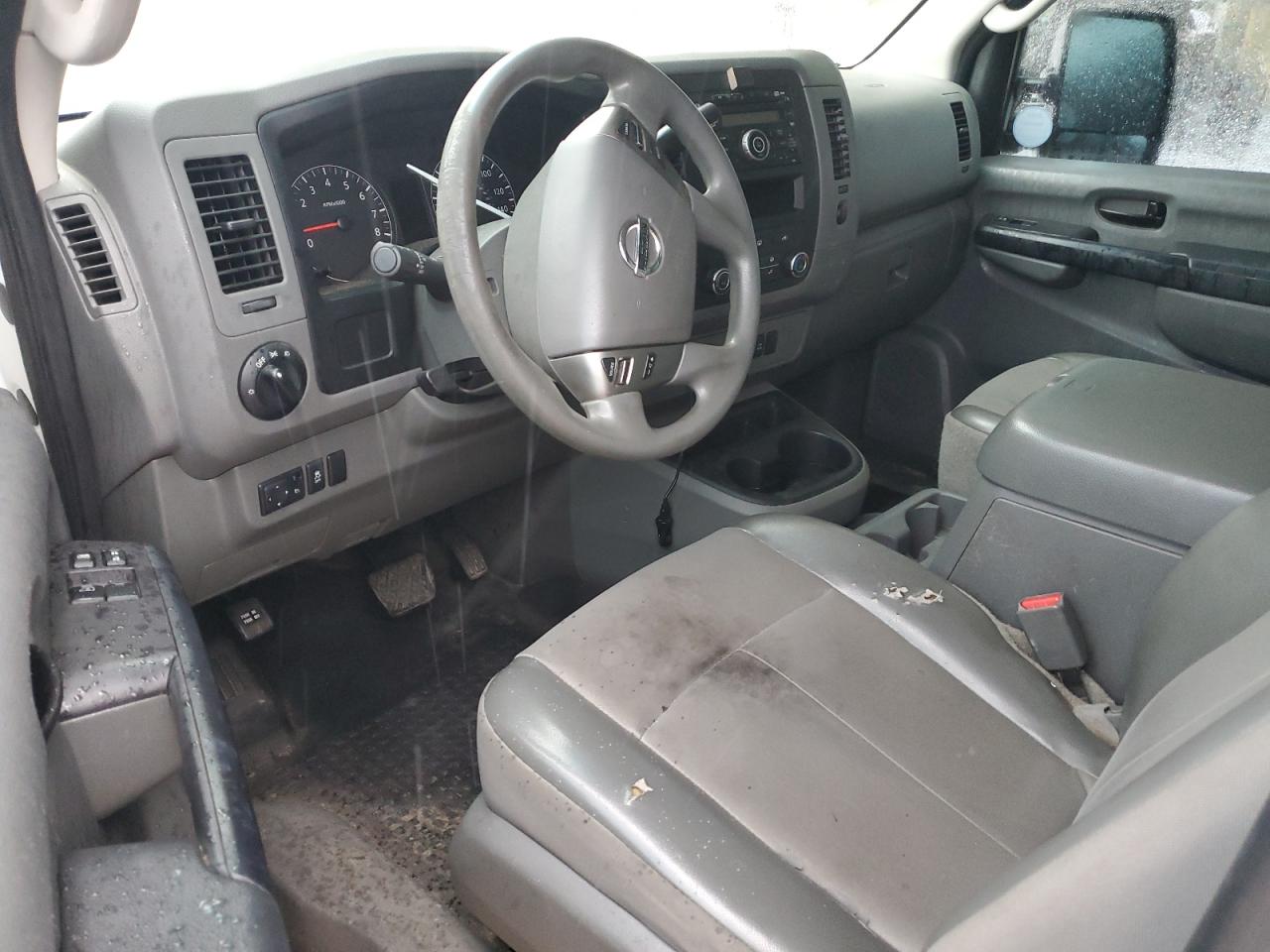 2014 Nissan NV - Image 8