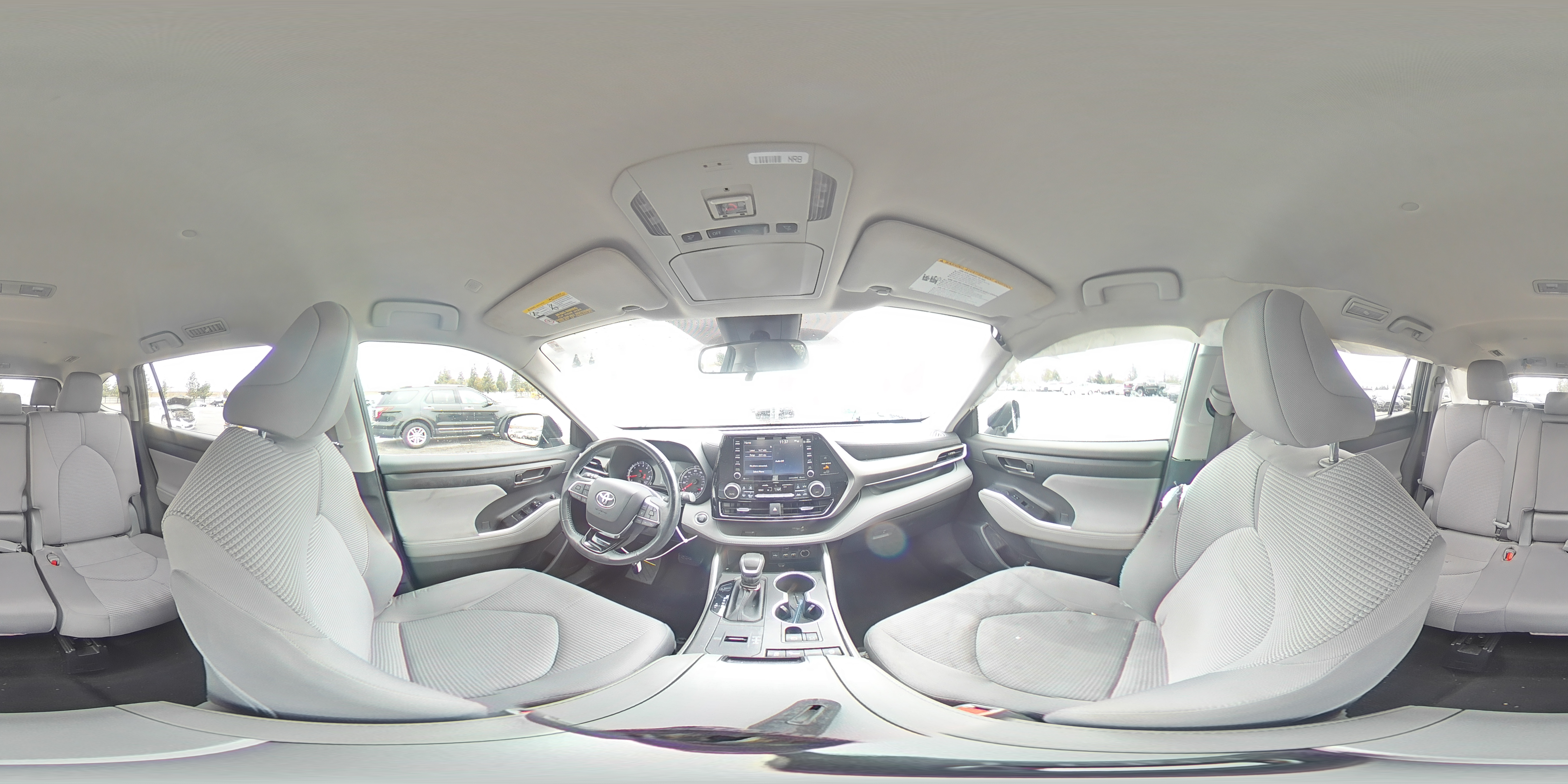 2020 Toyota Highlander - Image 14
