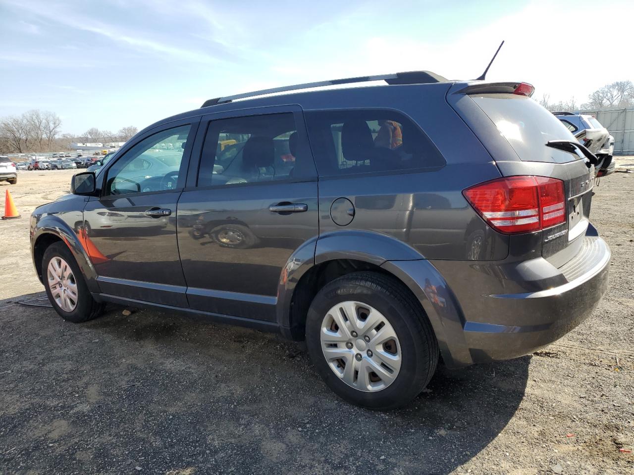 2017 Dodge Journey - Image 2