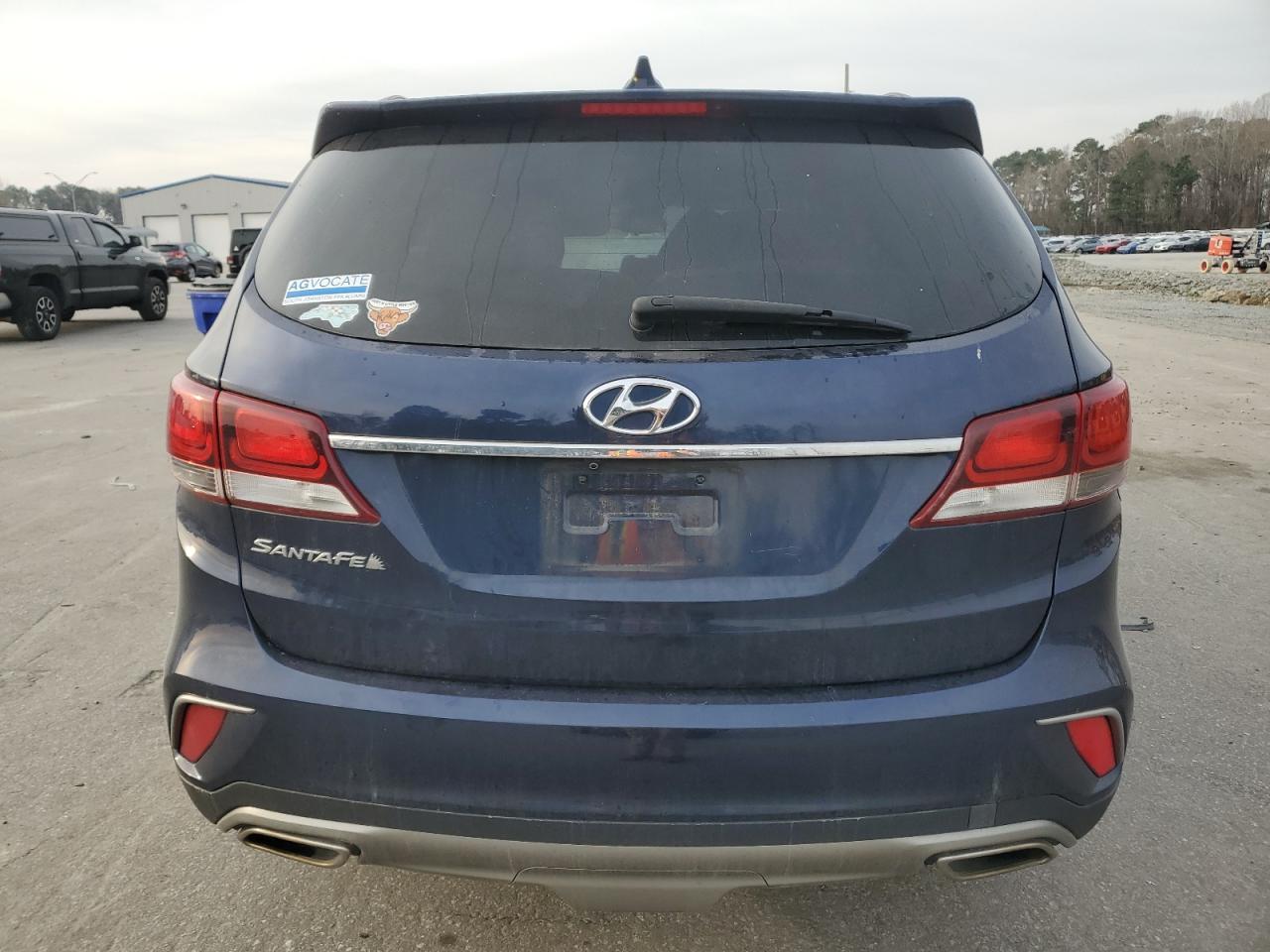 2017 Hyundai Santa Fe - Image 6