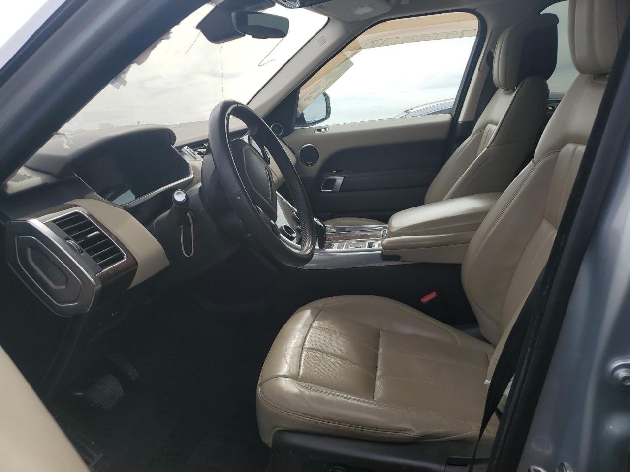 2019 Land Rover Range Rover - Image 7