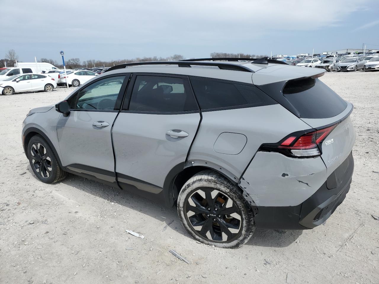 2024 Kia Sportage - Image 2