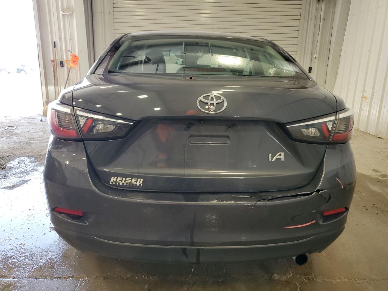 2017 Toyota Yaris - Image 6