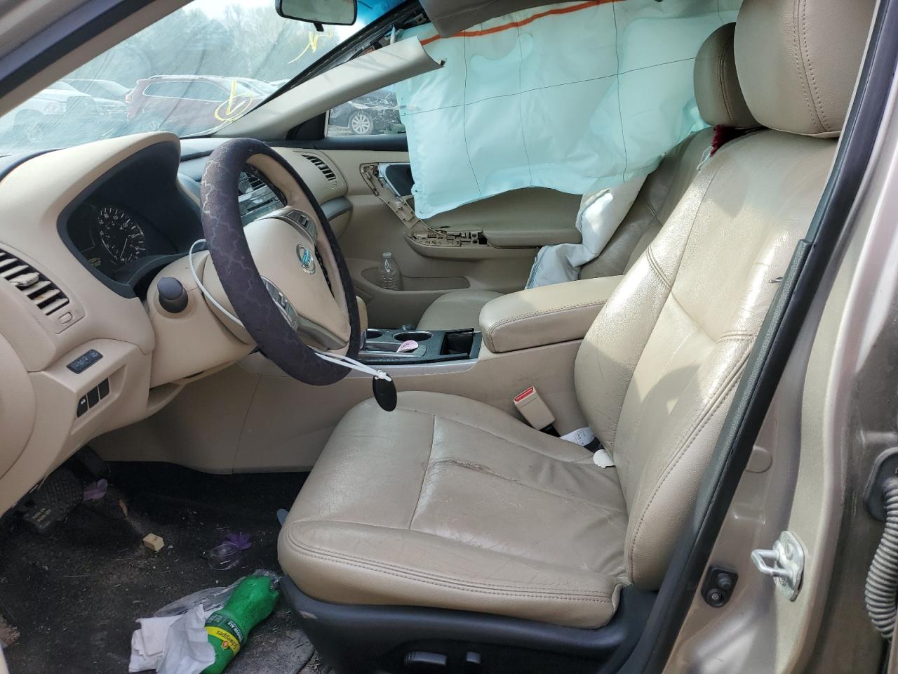 2015 Nissan Altima - Image 7