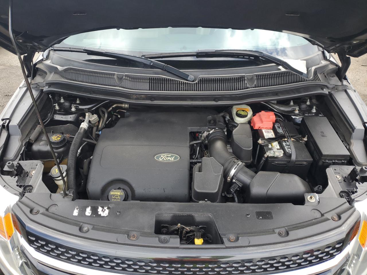 2013 Ford Explorer - Image 12