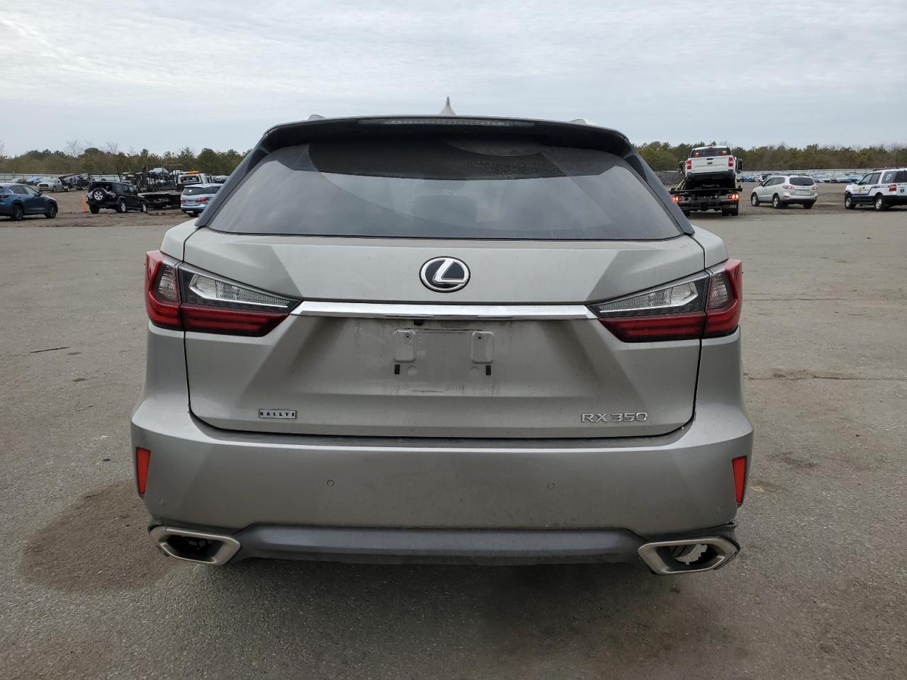 2018 Lexus RX - Image 6