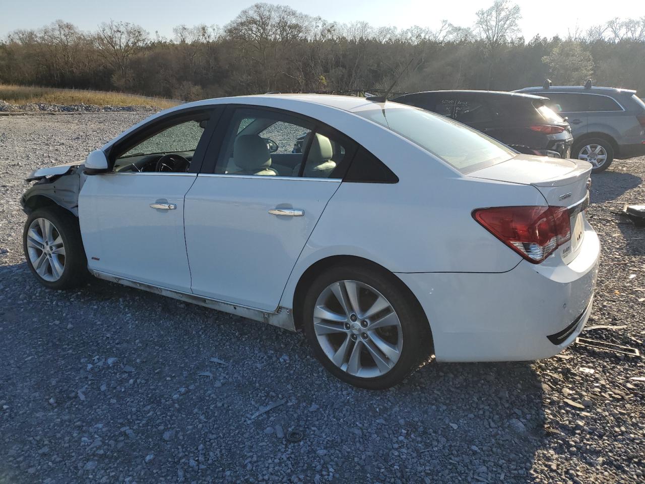 2014 Chevrolet Cruze - Image 2