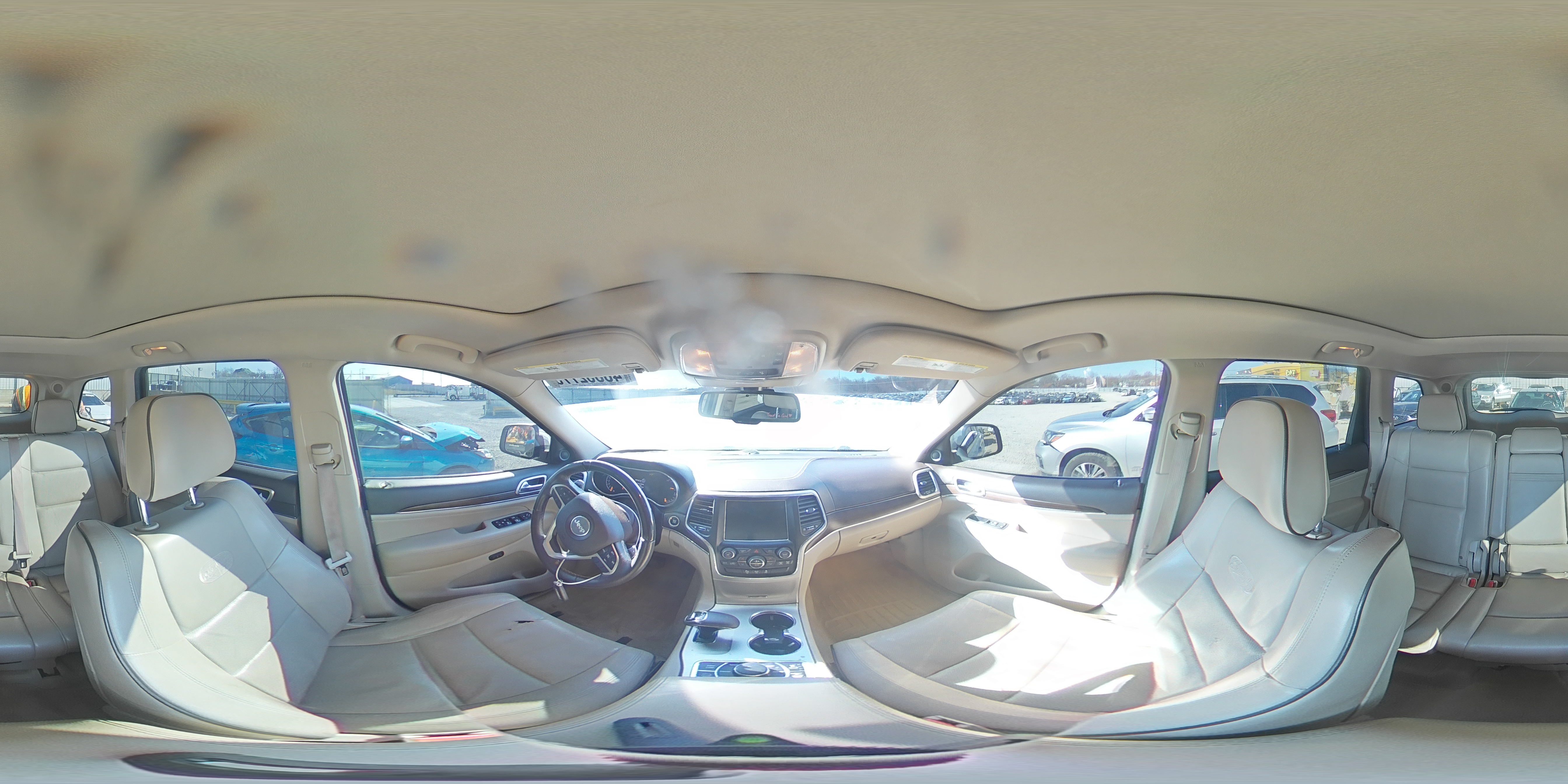 2014 Jeep Grand Cherokee - Image 15