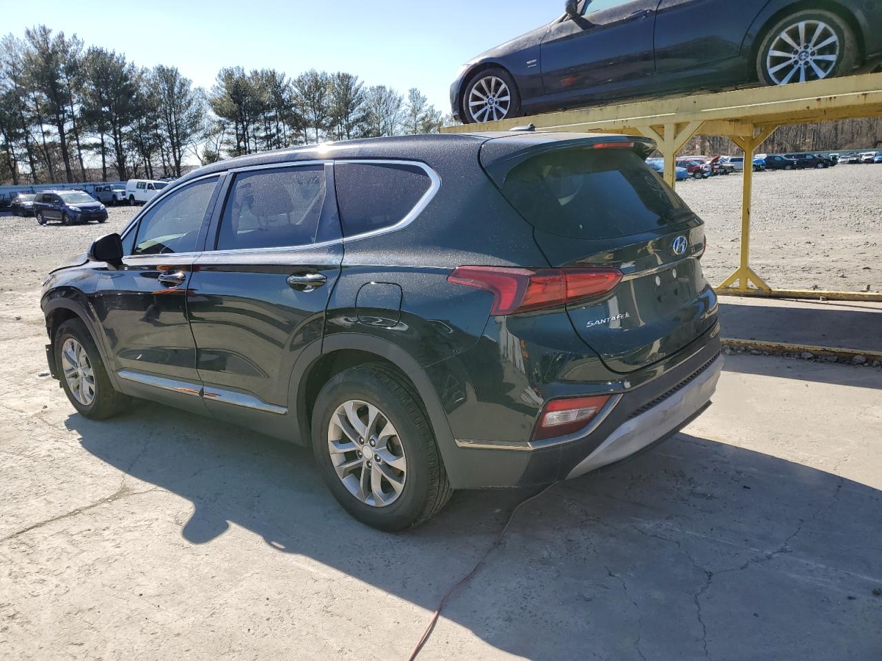 2019 Hyundai Santa Fe - Image 2