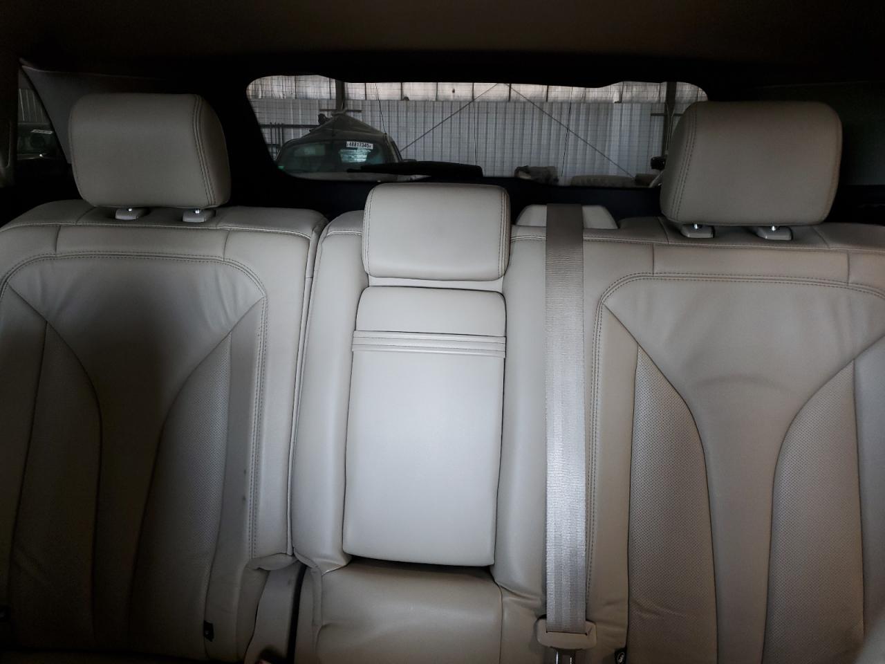2016 Lincoln MKX - Image 10