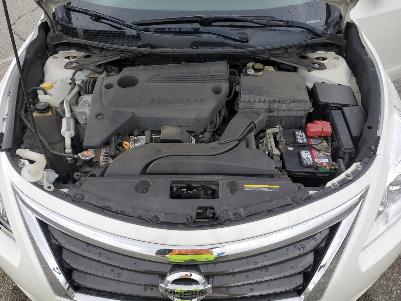 2015 Nissan Altima - Image 12