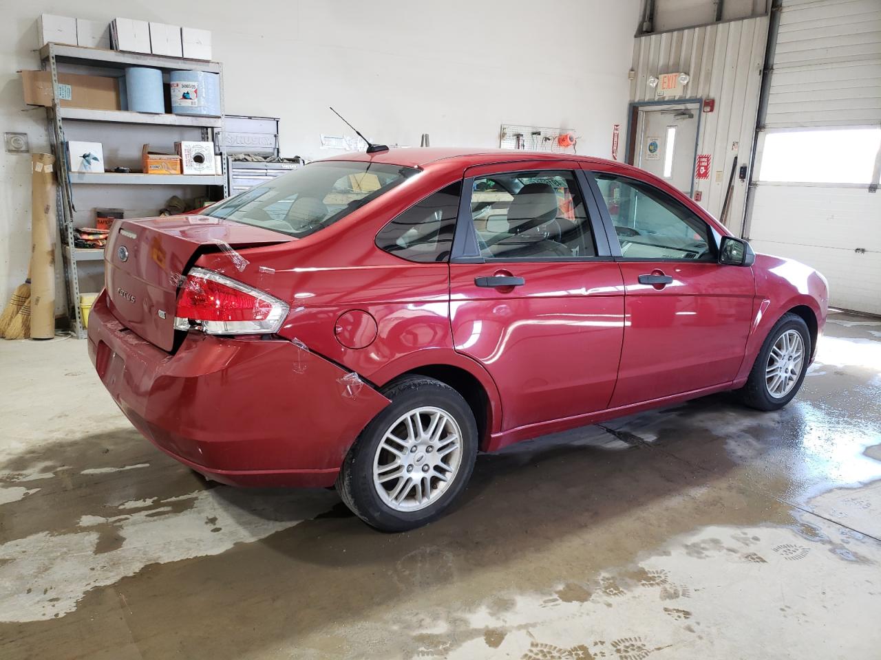 2010 Ford Focus - Image 3