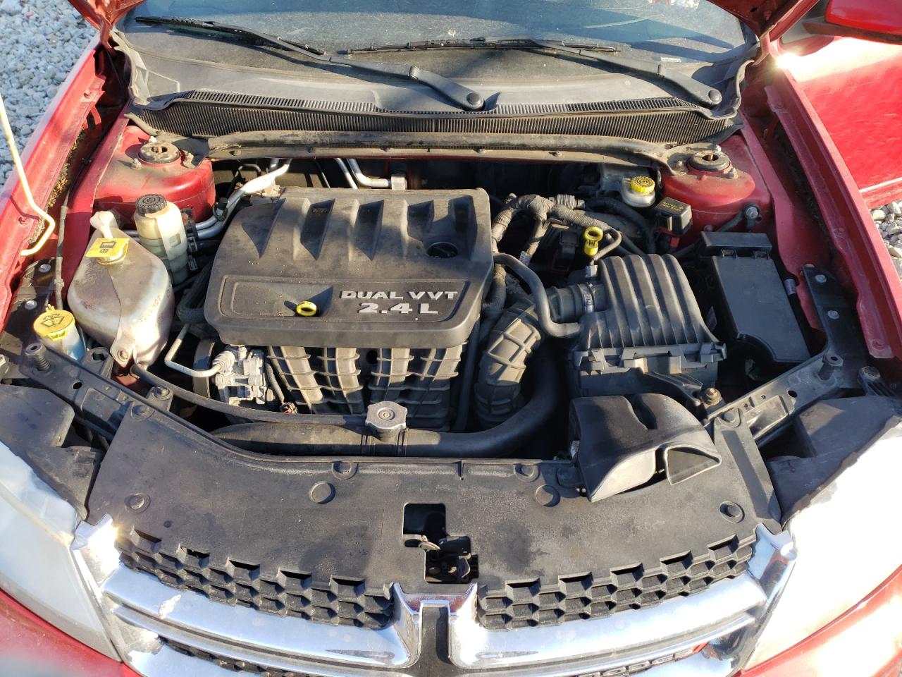 2012 Dodge Avenger - Image 12