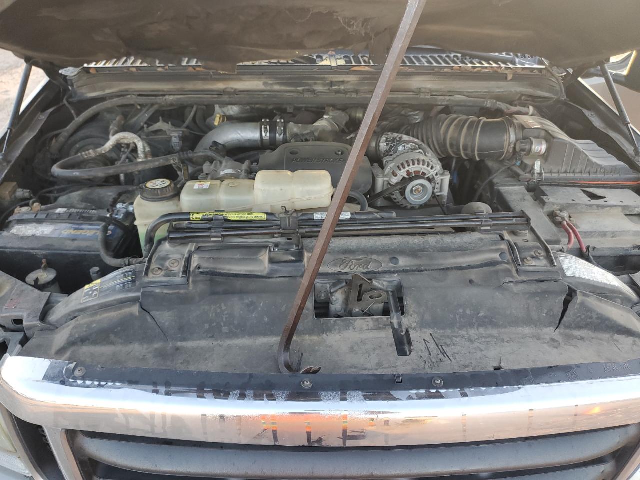 2002 Ford F250 - Image 12