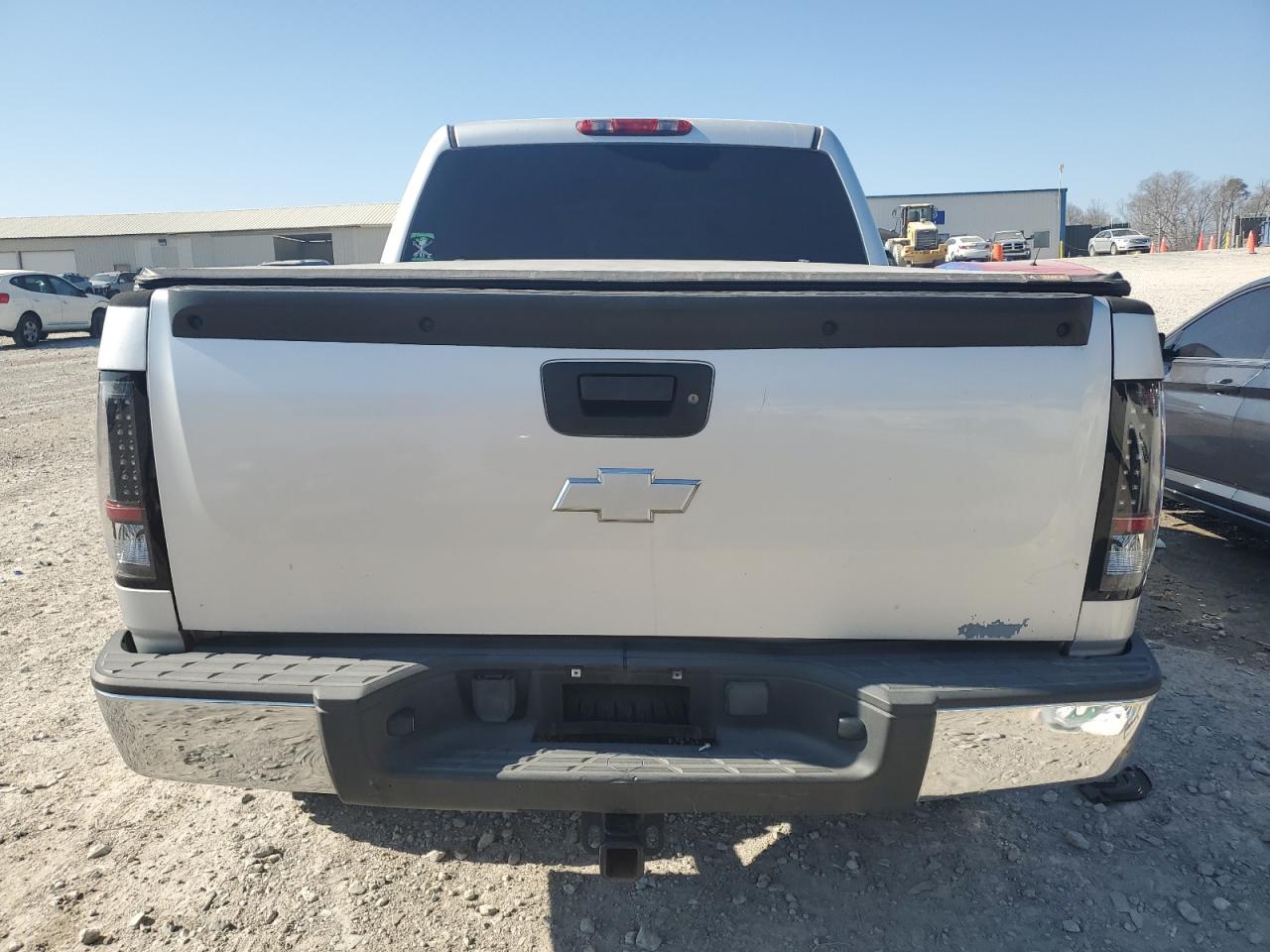 2012 Chevrolet Silverado - Image 6