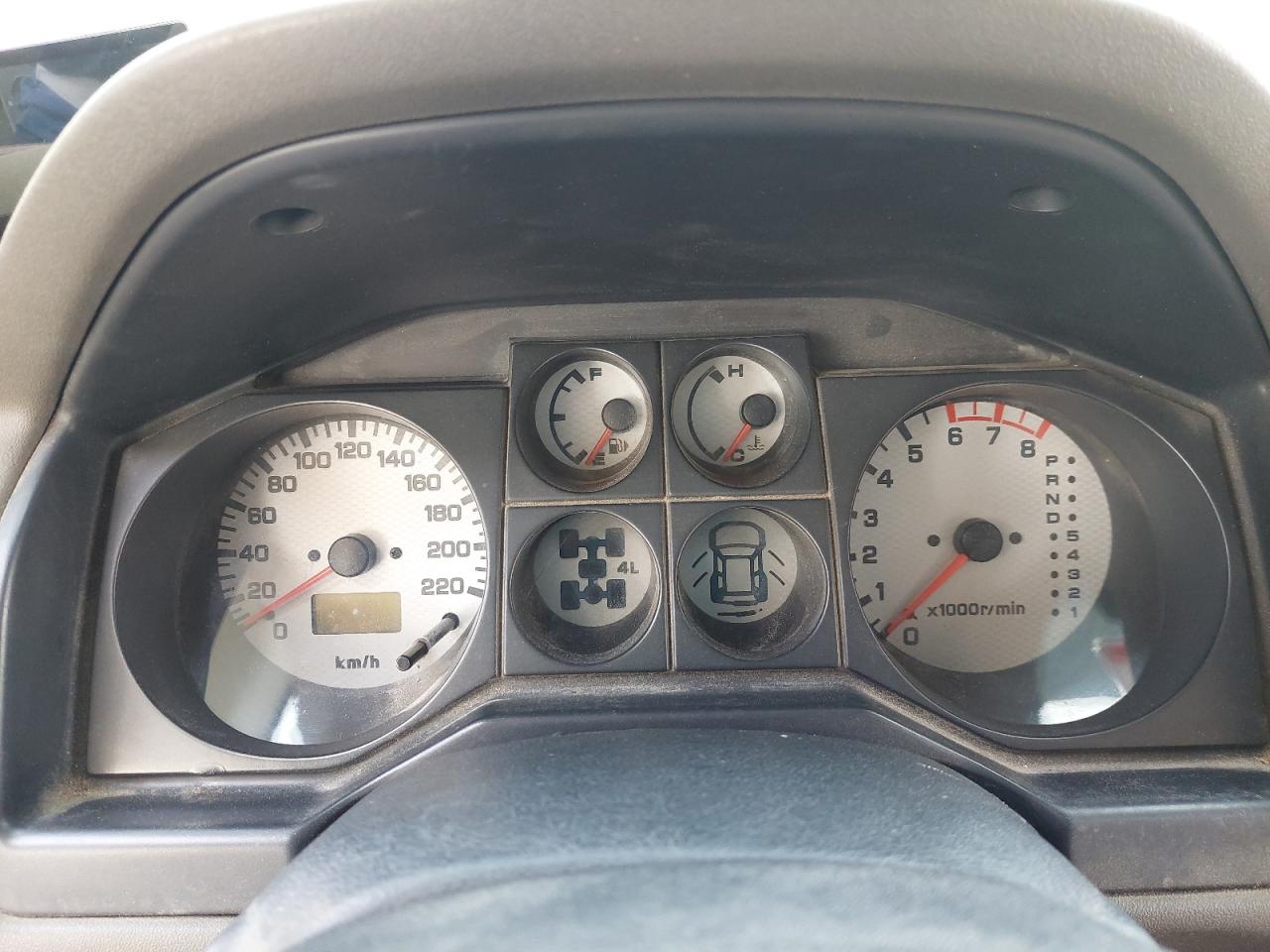 JMYLYV77W5J0702682 - 2005 Mitsubishi PAJARO - #47842845