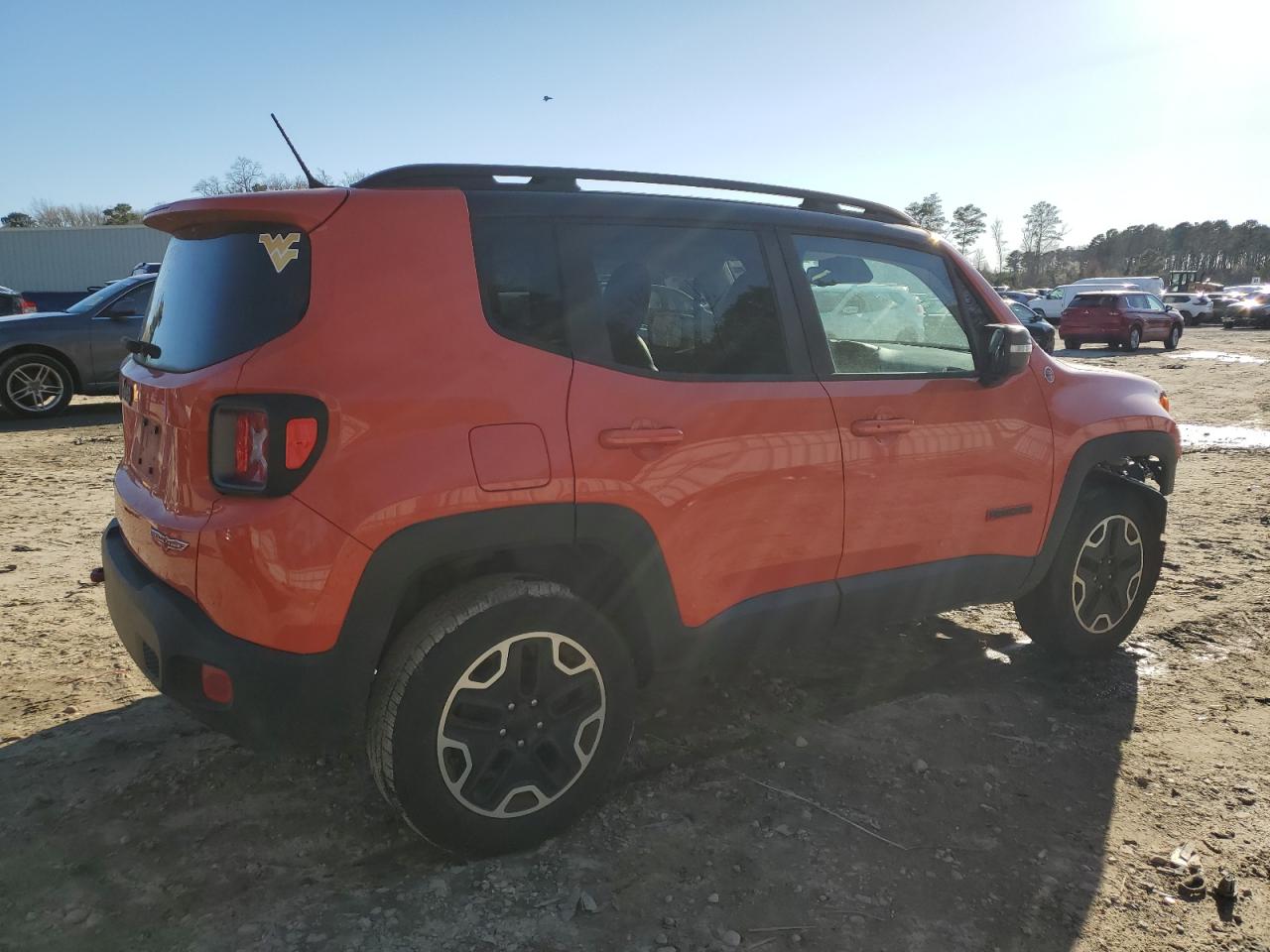 2017 Jeep Renegade - Image 3