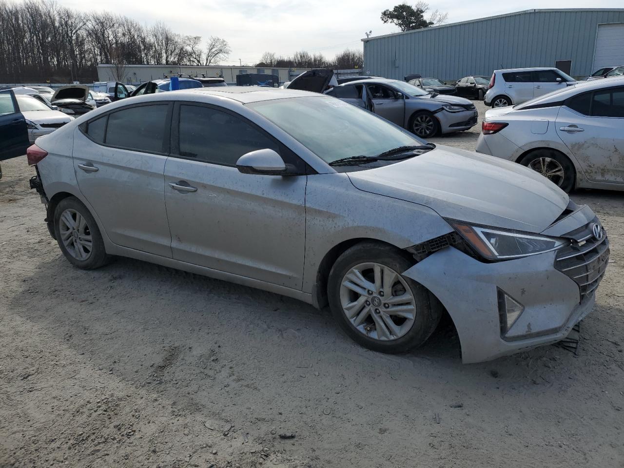 2020 Hyundai Elantra - Image 4