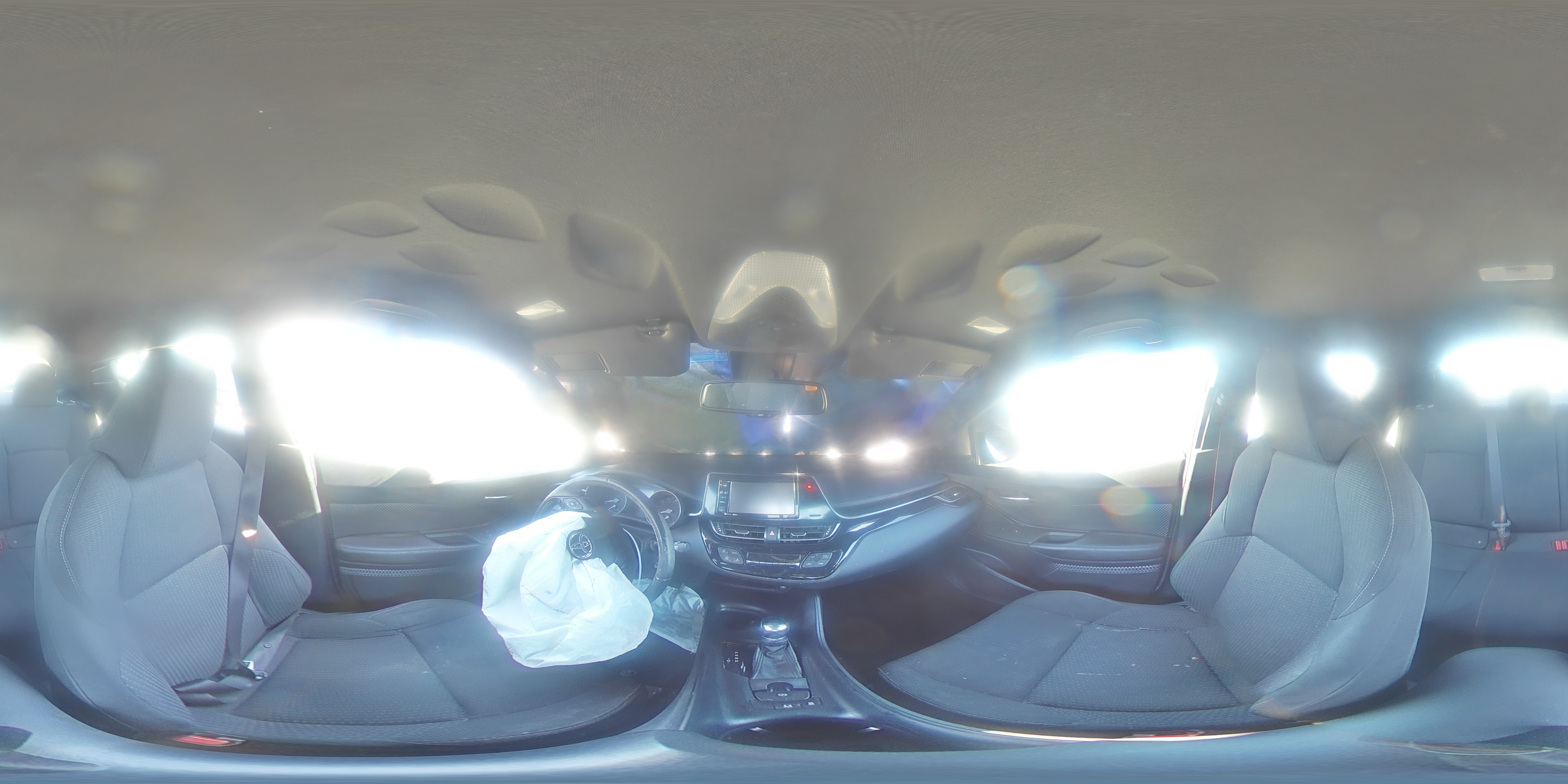 2018 Toyota C-HR - Image 14