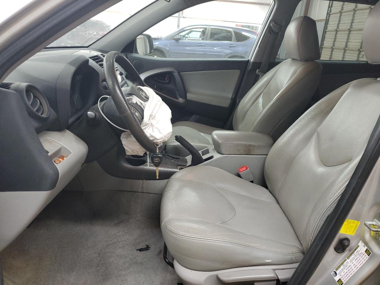 2012 Toyota RAV 4 - Image 7
