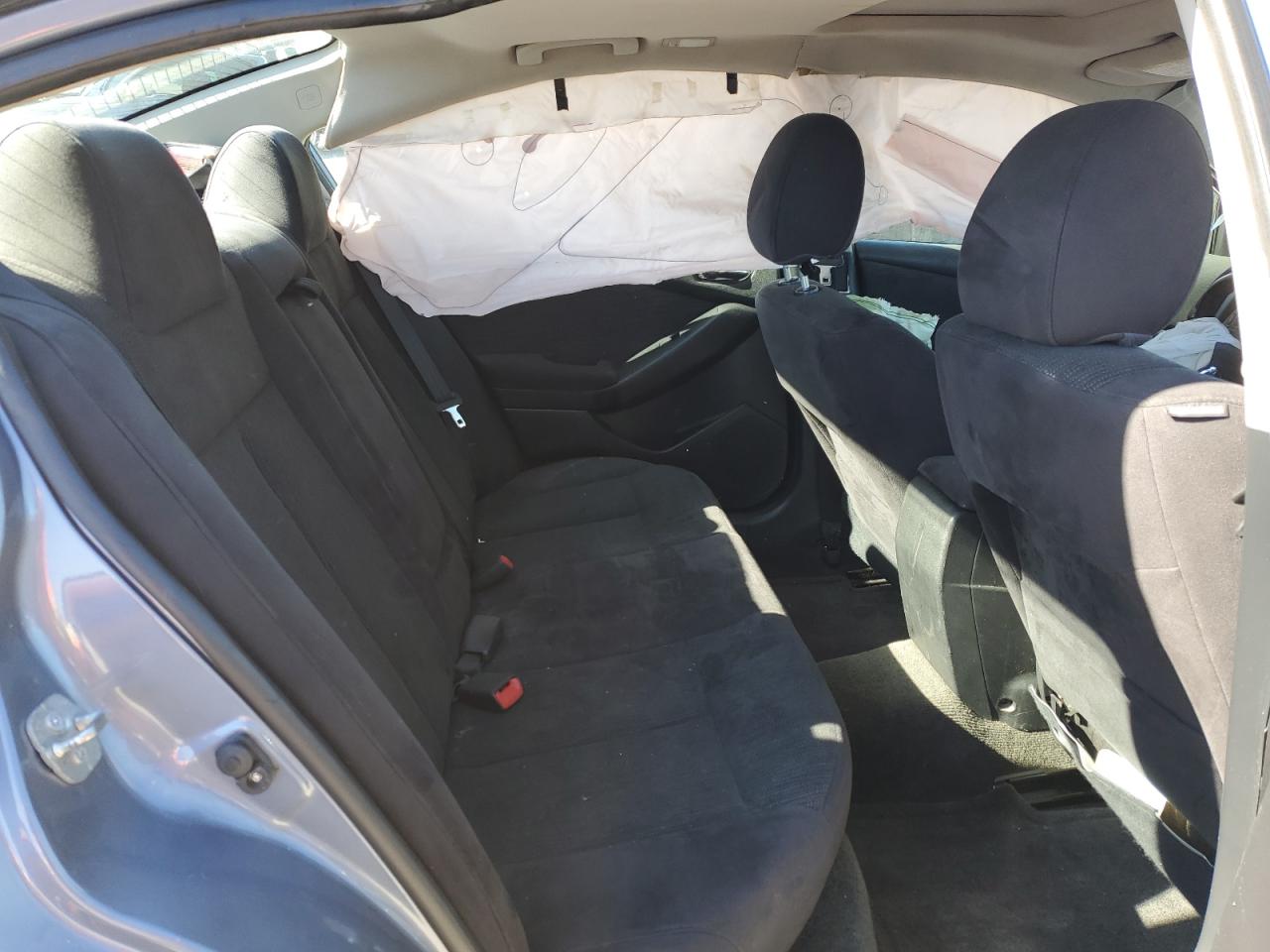 2012 Nissan Altima - Image 10