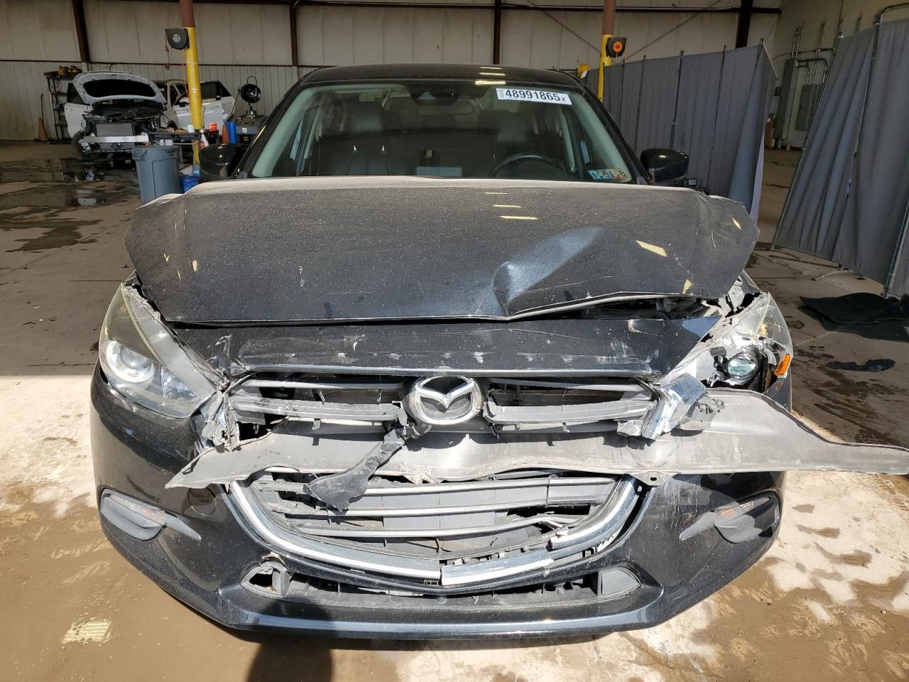 2017 Mazda 3 - Image 5