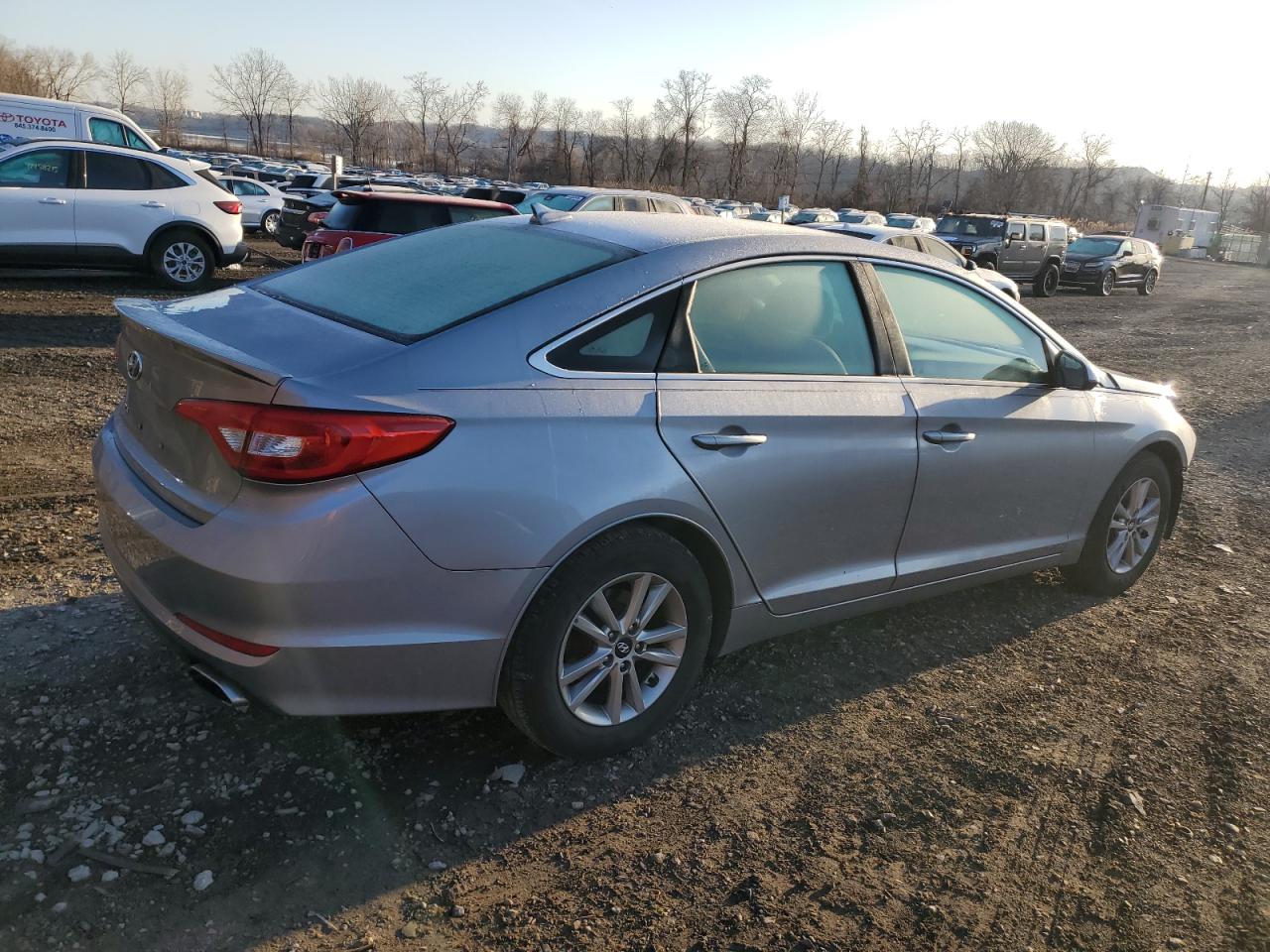 2016 Hyundai Sonata - Image 3