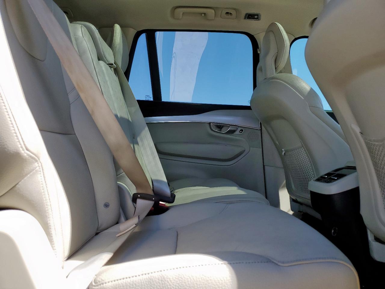 2018 Volvo XC90 - Image 10