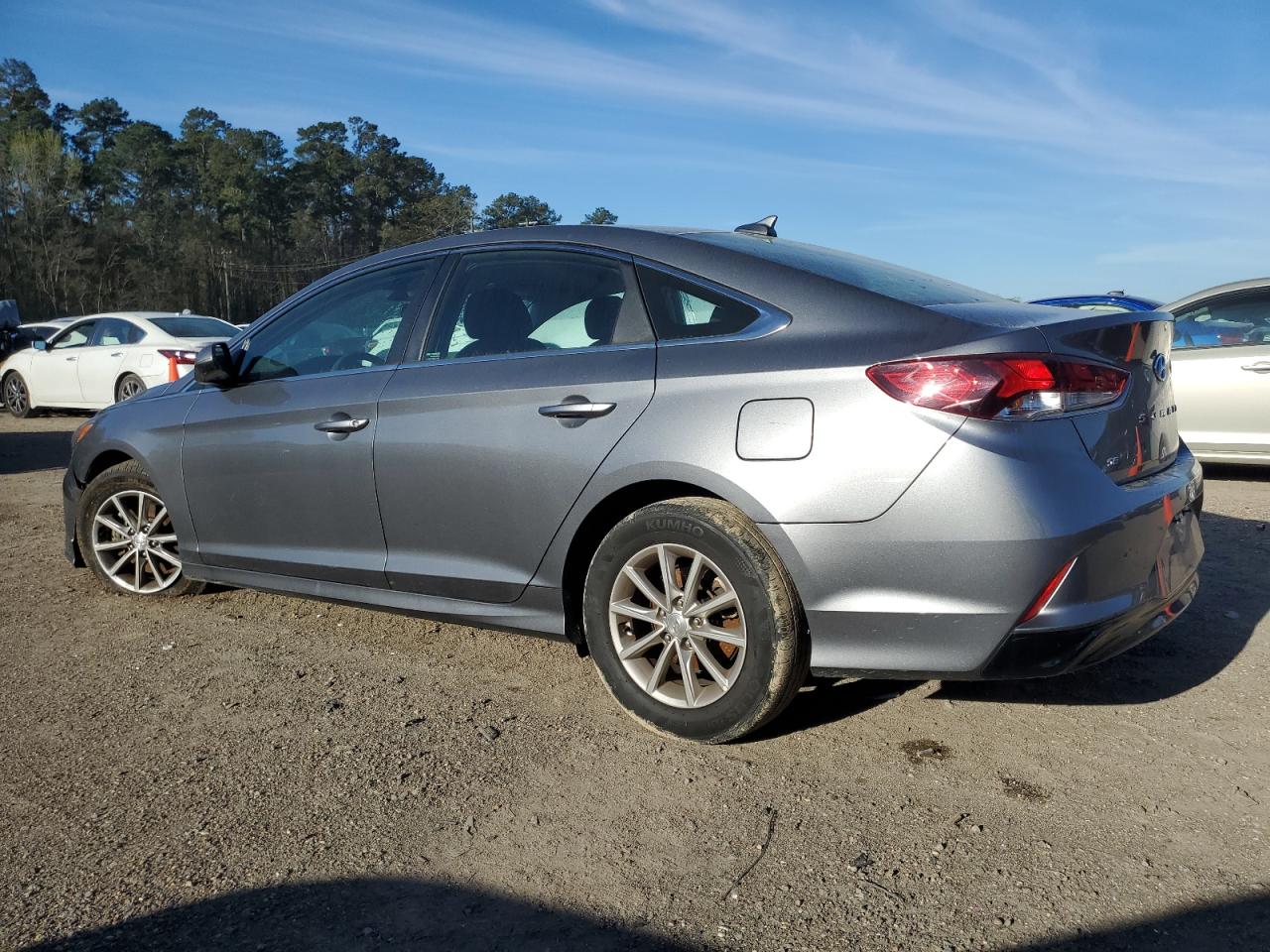 2019 Hyundai Sonata - Image 2