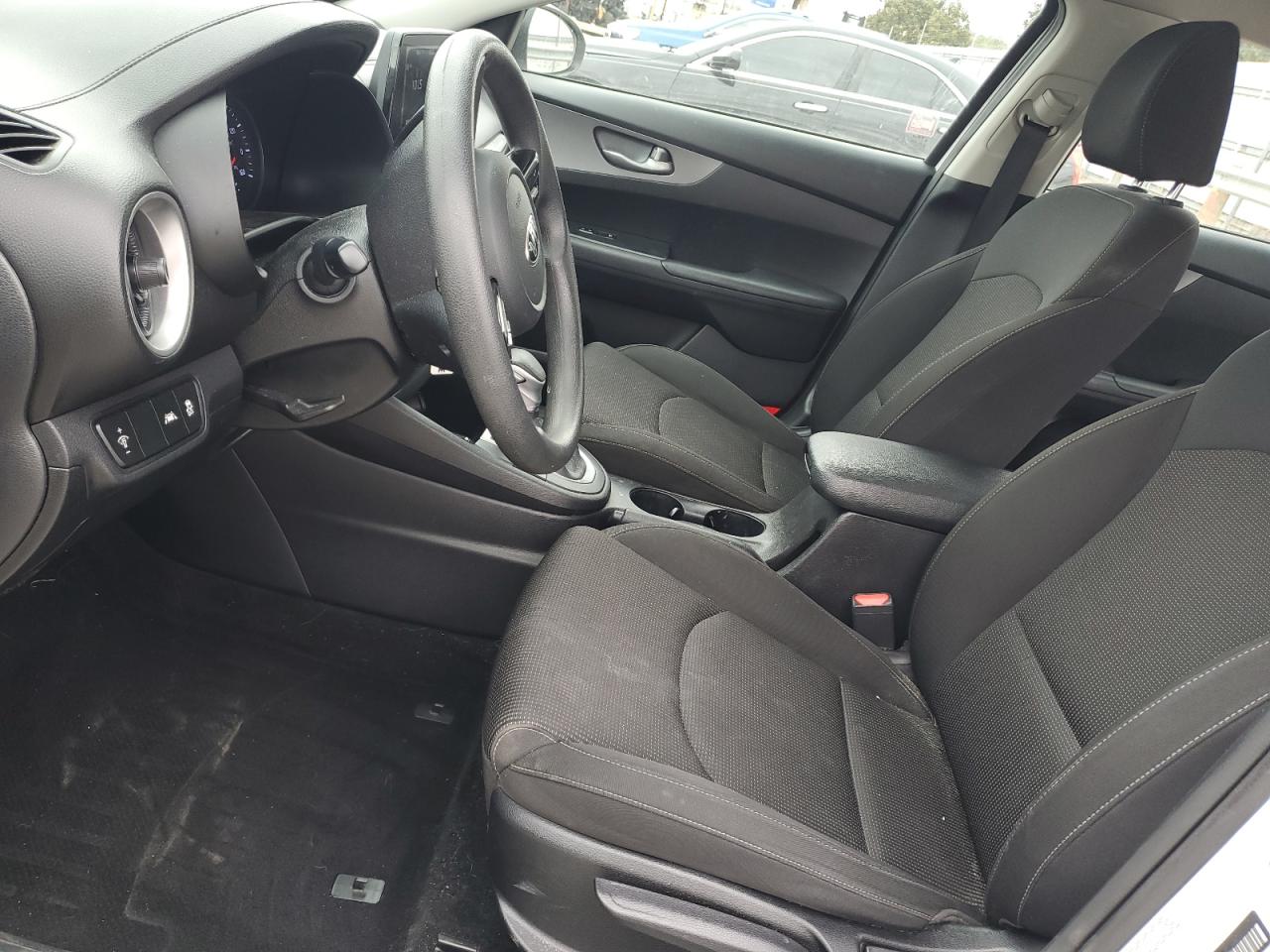 2020 Kia Forte - Image 7