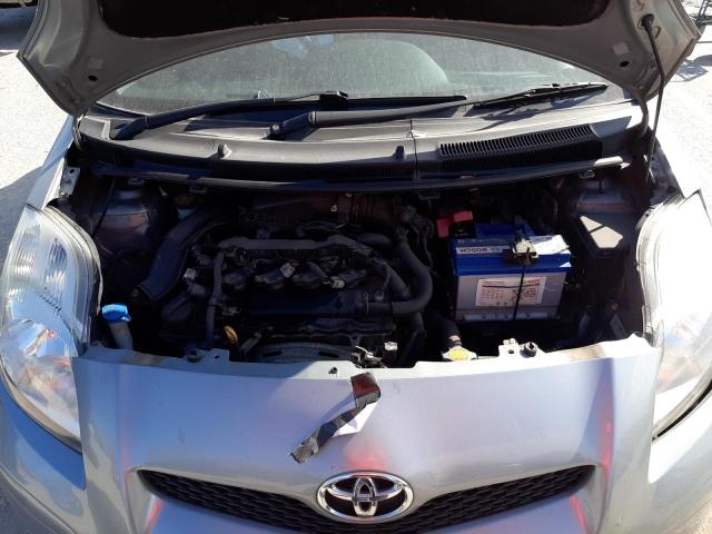 2009 TOYOTA YARIS TR V