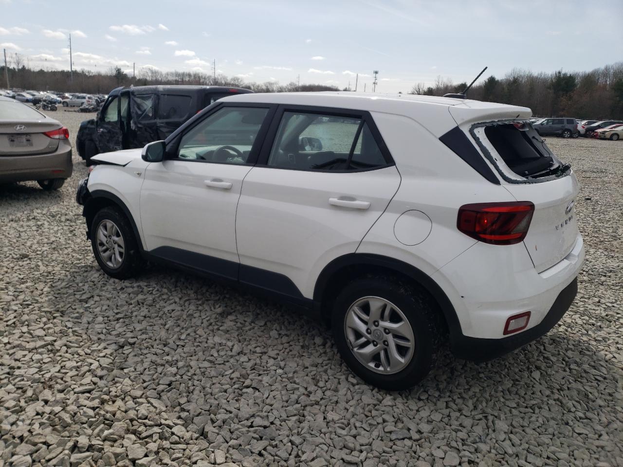 2024 Hyundai Venue - Image 2