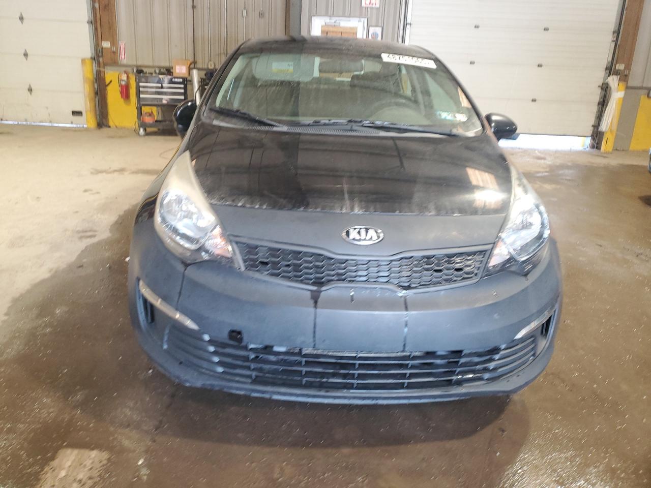 2017 Kia Rio - Image 5