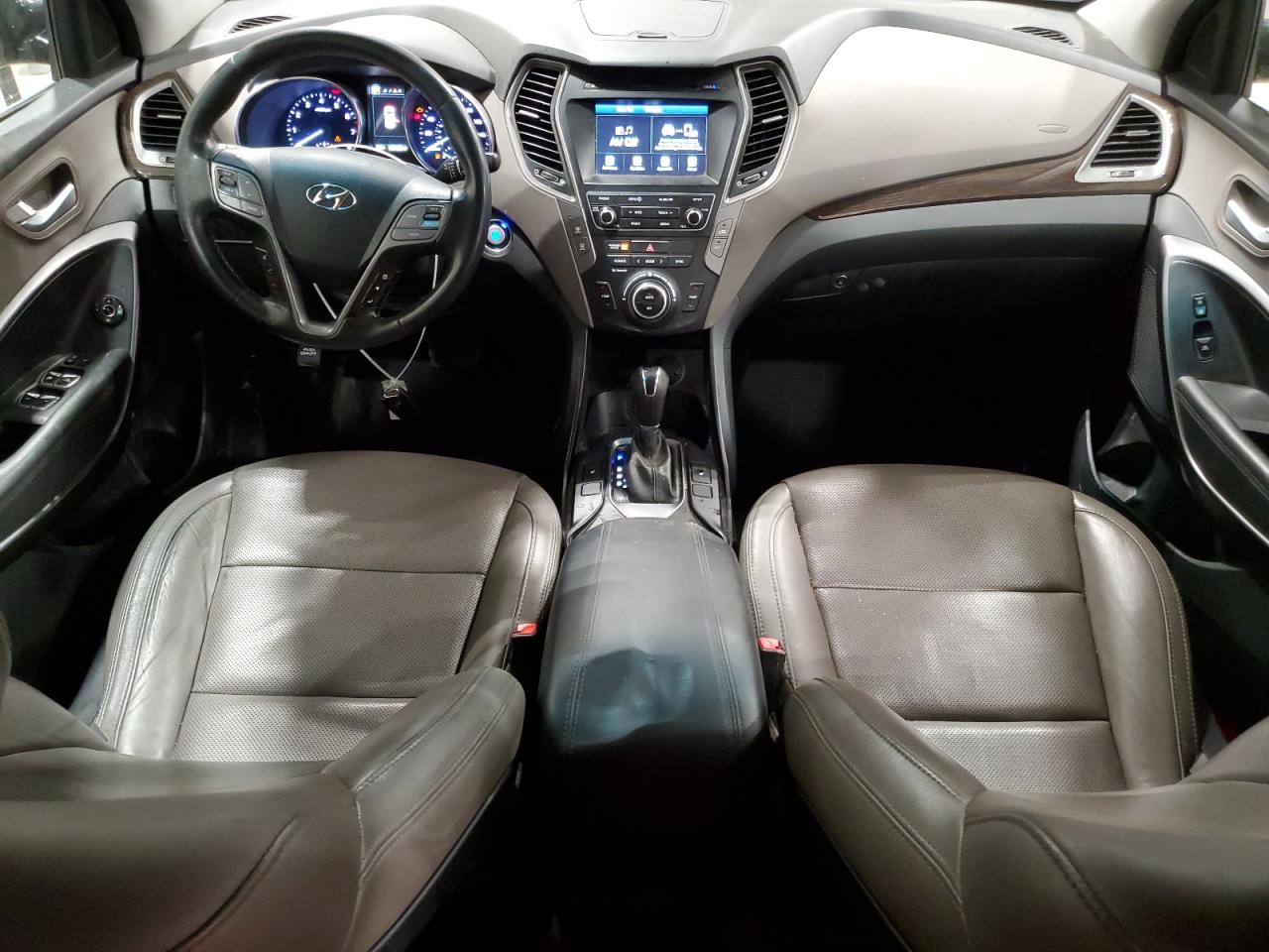 2017 Hyundai Santa Fe - Image 8