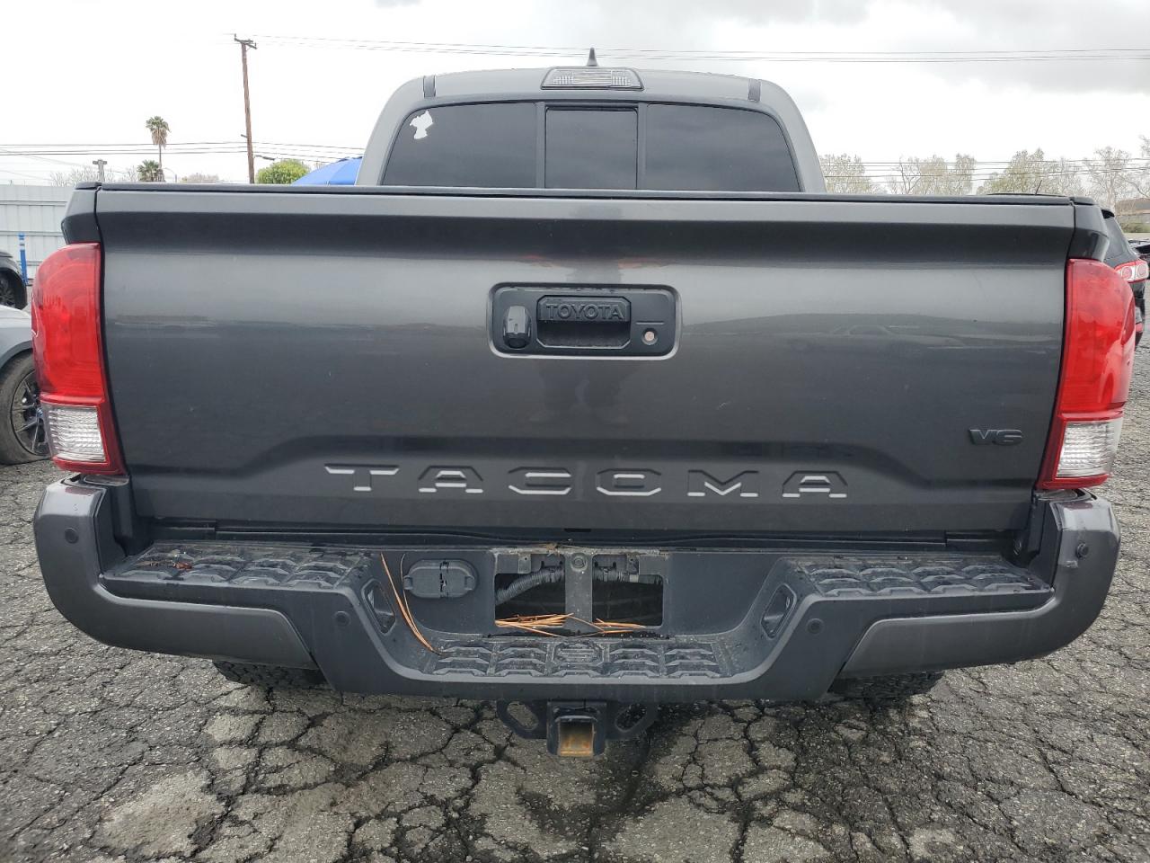 2016 Toyota Tacoma - Image 6